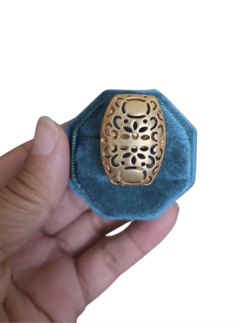 Size 8 Gold Toned Filigree Statement Ring